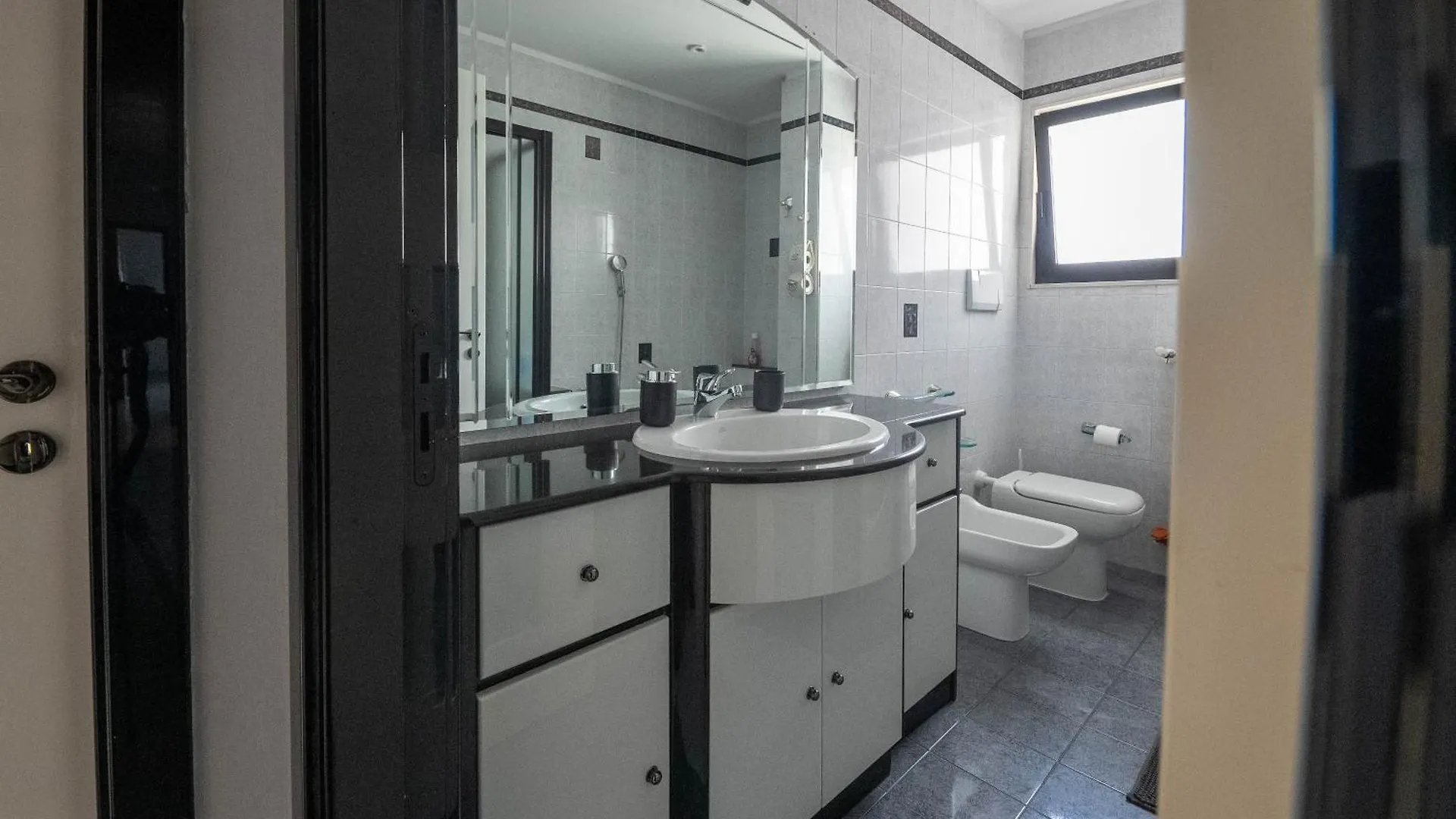 Ada'S Home Bari İtalya